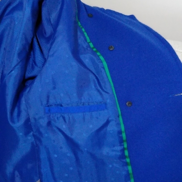 Beautifully tailored Blue Pea Coat 🧥 - Picture 5 of 5